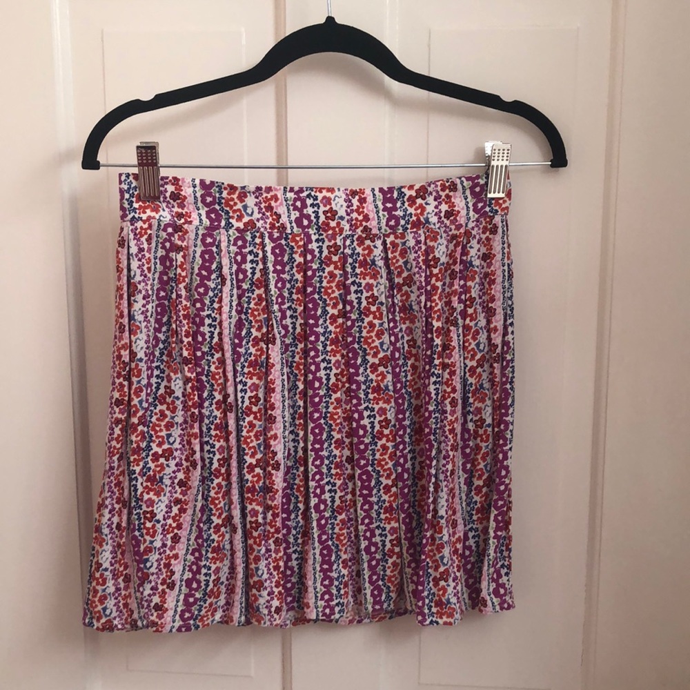 Colorful pleated floral skirt